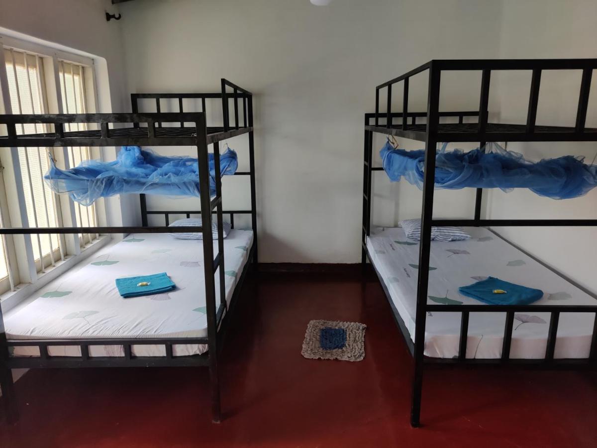 Catch The Ella Train Hostel Kandy Exterior foto